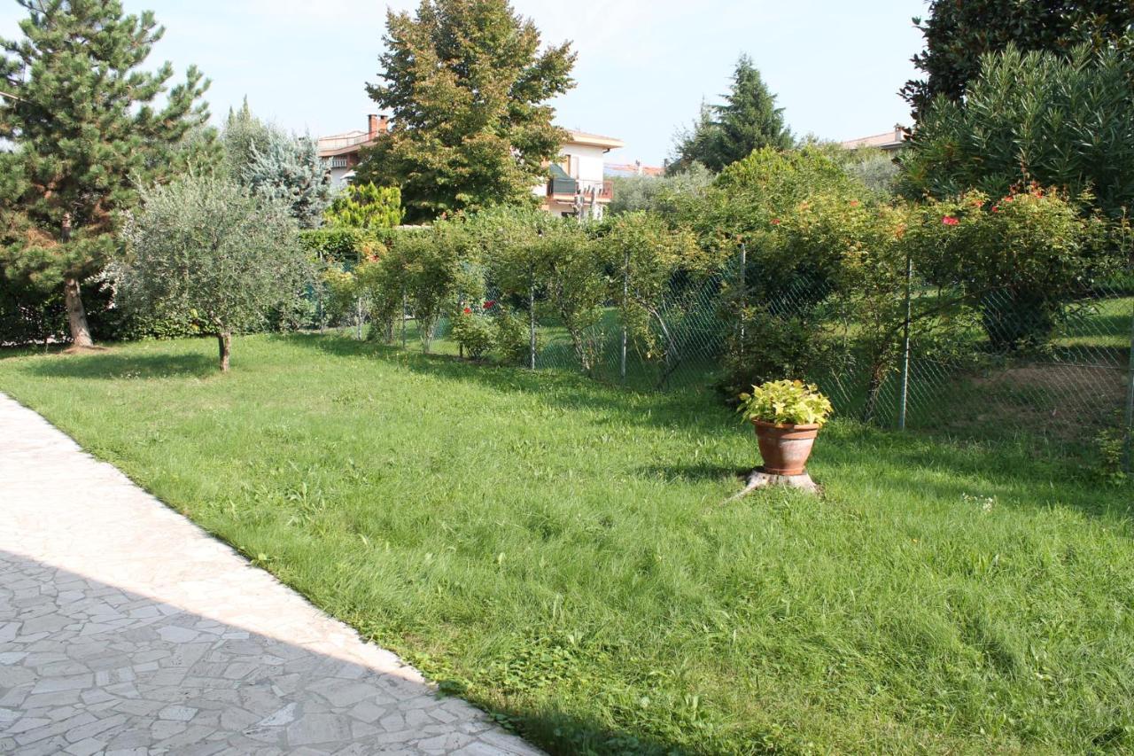 Apartment In Lazise/Gardasee 21949 Εξωτερικό φωτογραφία